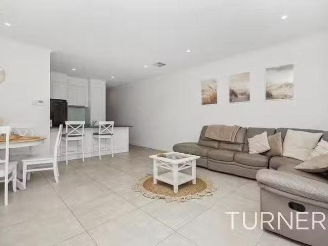 For Rent! 3/3 Hooper Place, Christies Beach, SA 5165