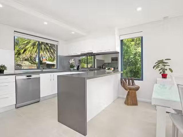 Just in! 33 Keith Street, Clovelly, NSW 2031
