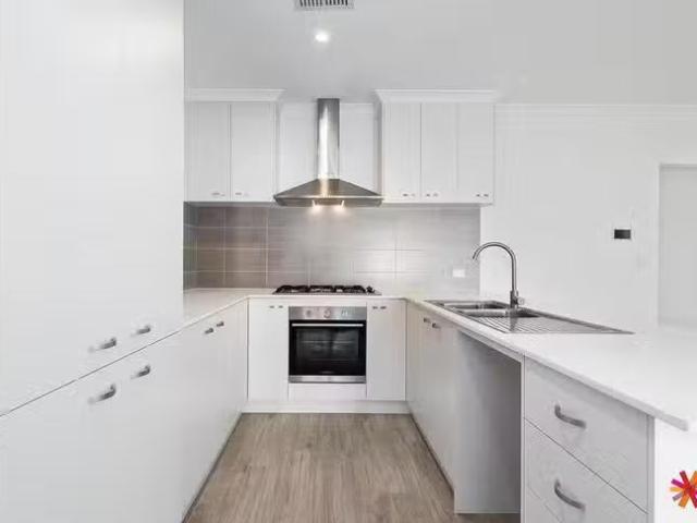 Just in! 33A Henley Street, Como, WA 6152