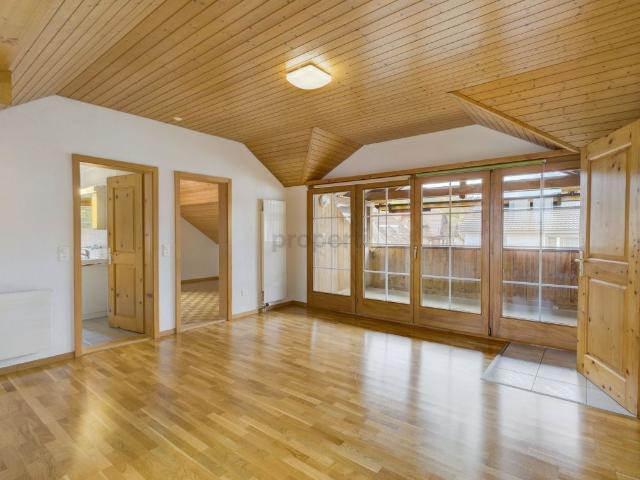 Cozy 3.5 room penthouse apartment in the best location in Rheineck