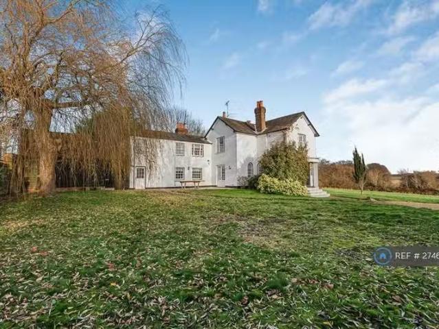 Cozy 3 BA 5 bedroom detached house for rent in Coleman Green L.