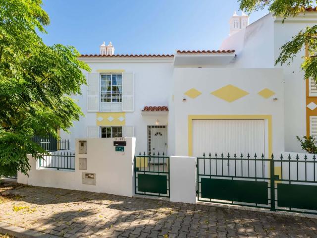 Cozy 3 BDR House Duplex With Patio