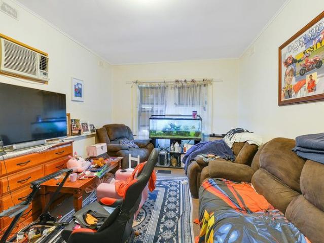 Cozy 3 Bedroom 1 Bathroom Home for Rent in Elizabeth North