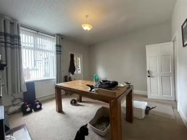 Charming 3 bedroom terraced house for rent in Cuerdale Street.