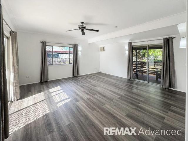 Cozy 3 Bedroom Cottage Close to all Amenities