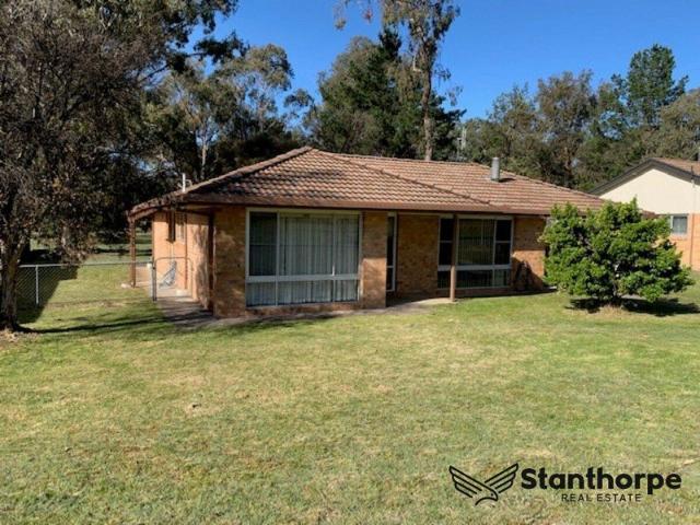 Cozy 3 Bedroom Home in Beautiful Wallangarra