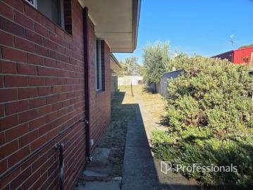 Cozy 3 Bedroom Home with Small Yard
