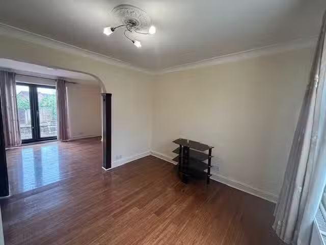 Unique 3 bedroom house for rent in The Rosery, Hillfields, Bri.