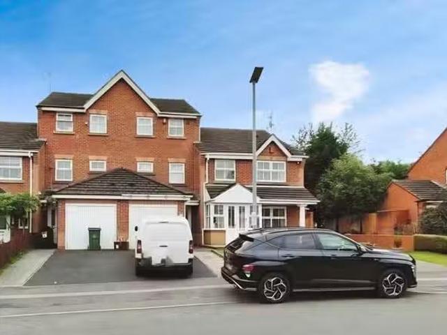 Just in! 3 bedroom house for rent in Montague Road, Smethwick.