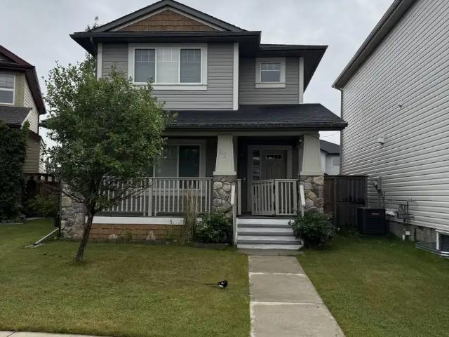 Cozy 3 bedroom House. Newly built basement