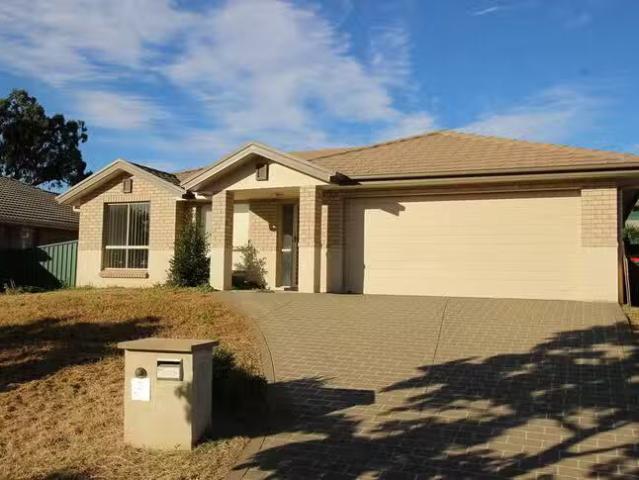Unique 3 Belmore Street, Muswellbrook, NSW 2333