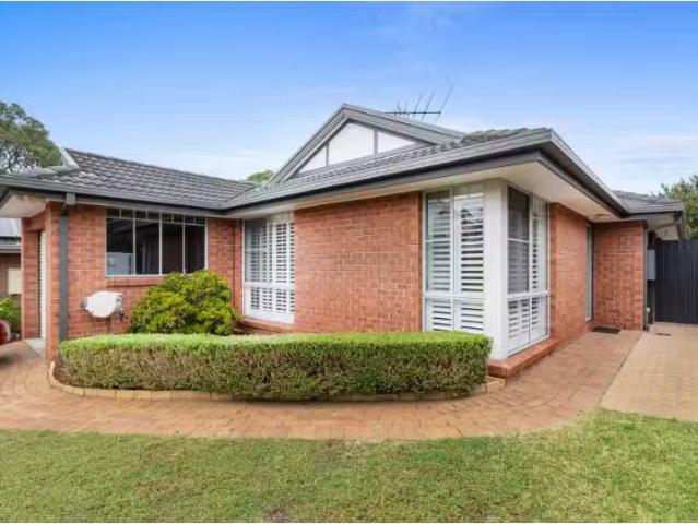 Cozy 3 BR 3 Bentley Grove, Menai House for rent Listed by Nat.