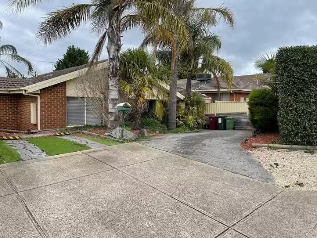 For Rent! 3 BR 3 Kanooka Grove, Meadow Heights, VIC 3048
