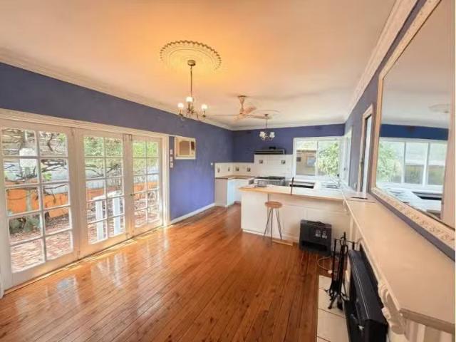 Deal! 3 BR 1040 Barooga Street, NORTH ALBURY House for rent L.