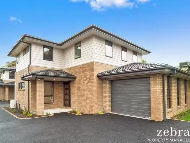 Cozy 3 BR 1/154 Frankston Dandenong Road, Seaford, VIC 3198
