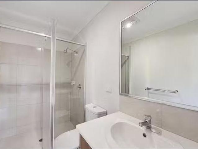 For Rent! 3 BR 1/19 Marblewood Place, Beerwah, QLD 4519