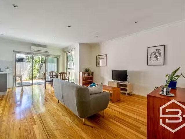 Cozy 3 BR 1/11 Clarendon Street, Coburg, VIC 3058