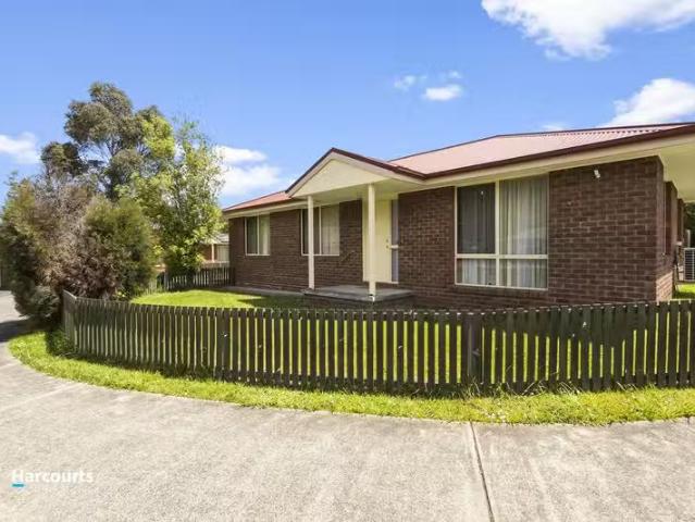 Charming 3 BR 1/25 Knopwood Lane, HUONVILLE, TAS 7109 House.