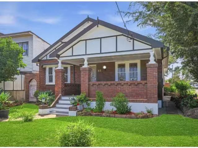 Nice 3 BR 12 Railway Terrace, Riverstone House for rent Liste.