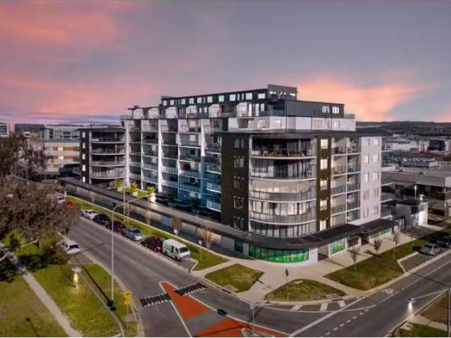 Unique 3 BR 134/2 Hinder Street, Gungahlin Apartment for rent.