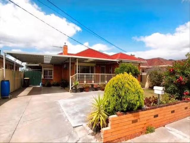 Just in! 3 BR 131 Ridgeway Parade, Sunshine West, VIC 3020