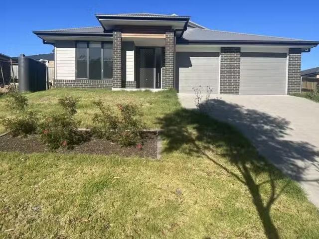 Charming 3 BR 1/32 Talleyrand Cct, Greta House for rent Liste.