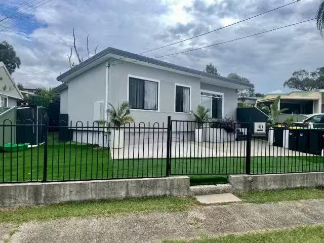 Rental! 3 BR 149A Hill Rd, LURNEA House for rent Listed by On.