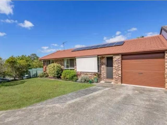 Nice 3 BR 1/4 Webb Street, LABRADOR, QLD 4215 Duplex for Rent