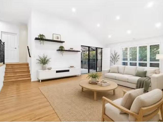Charming 3 BR 159b St Georges Road, BEXLEY House for rent Lis.