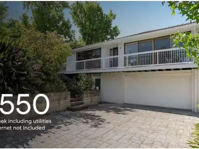 Rental! 3 BR 1/5 Fairview St, Kooringal House for rent Listed.