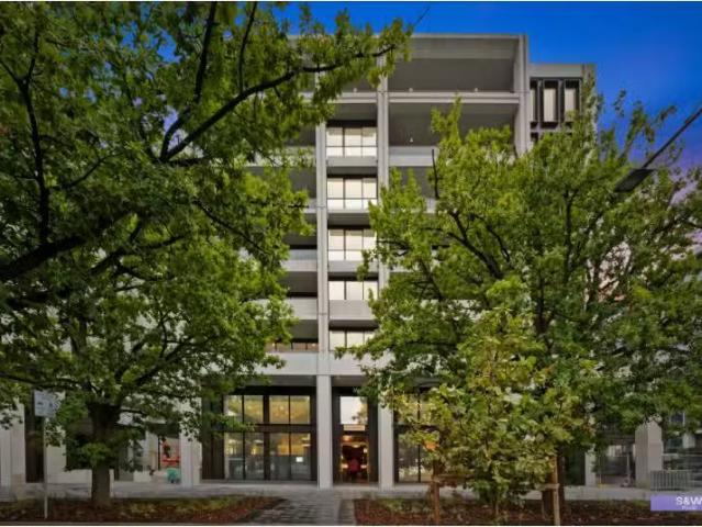 Unique 3 BR 16/62 Constitution Avenue, Parkes ACT 2600 Apartme.