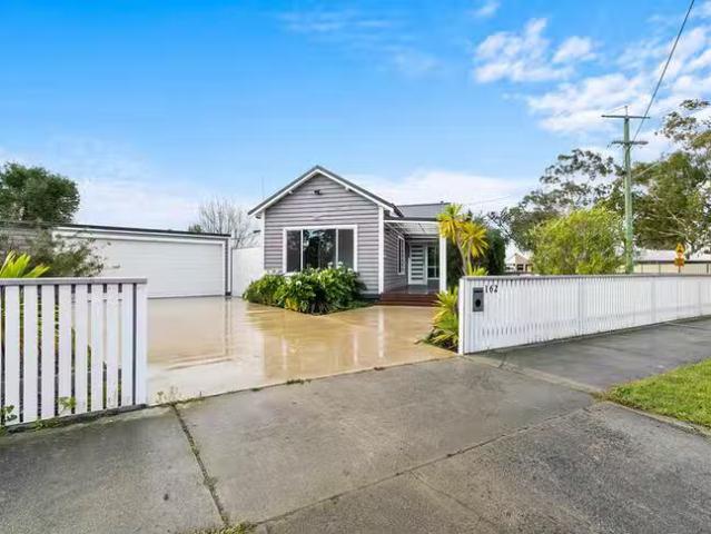 Deal! 3 BR 162 Princes Street, Traralgon, VIC 3844