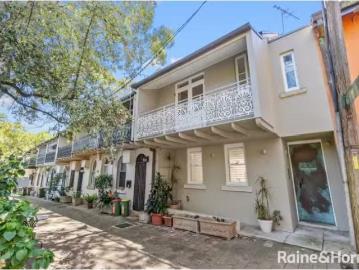 Charming 3 BR 16 Little Napier Street, PADDINGTON Townhouse fo.