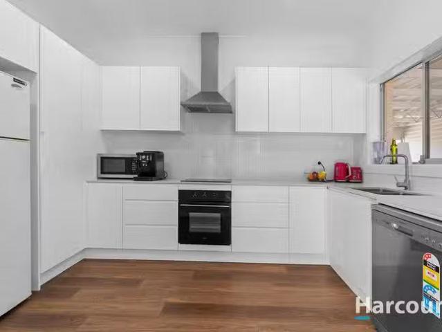 Just in! 3 BR 16 Seventh Street, North Lambton, NSW 2299