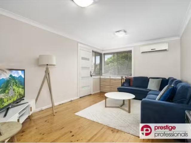 Deal! 3 BR 17 Madang Street, HOLSWORTHY House for rent Listed.