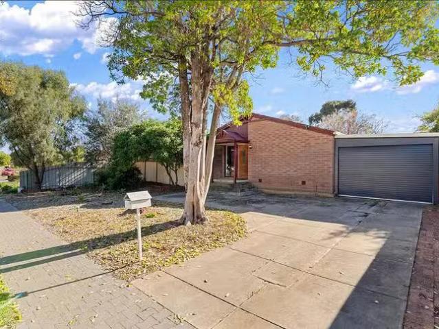 Rental! 3 BR 19 Wimborne Street, Elizabeth Downs, SA 5113