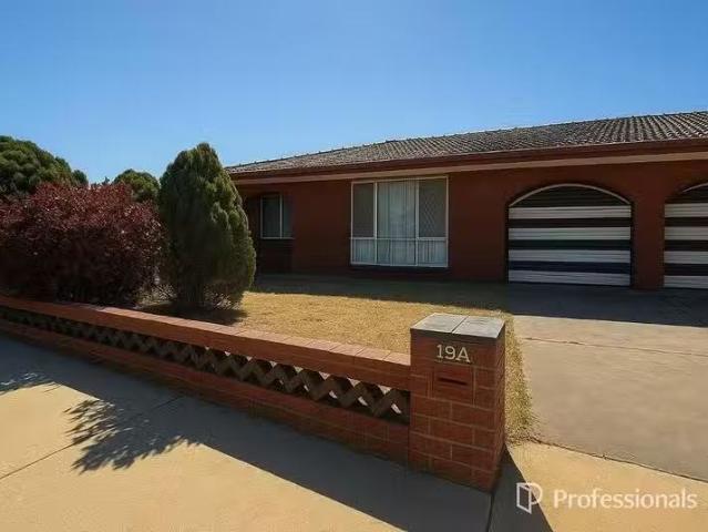Just in! 3 BR 19A Kelly Street, Geraldton, WA 6530