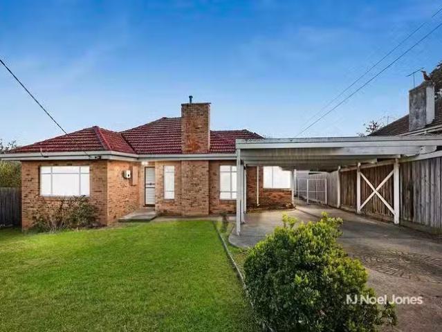 Unique 3 BR 1 Kilto Street, Box Hill North, VIC 3129