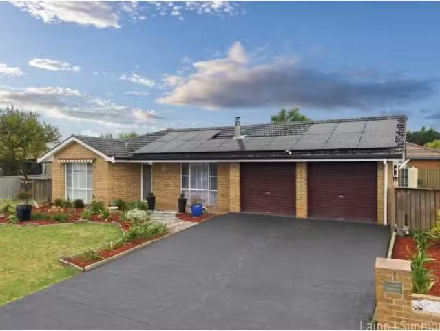 Rental! 3 BR 1 Phyllis Crescent, Armidale House for rent List.
