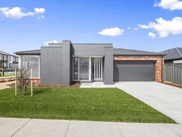 Cheap 3 BR 1 Scanlon Street, Lucas, VIC 3350
