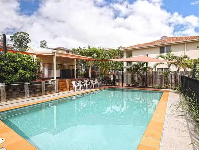 For Rent! 3 BR 20/25 Lang Street, Sunnybank Hills, QLD 4109