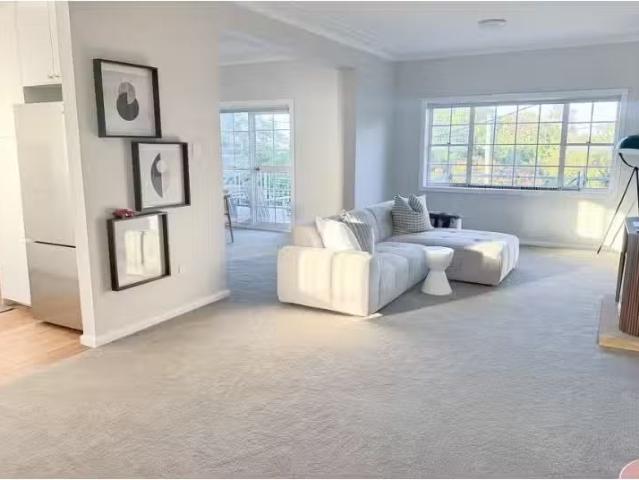 Charming 3 BR 2/1 Matthews Avenue, Lane Cove House for rent L.