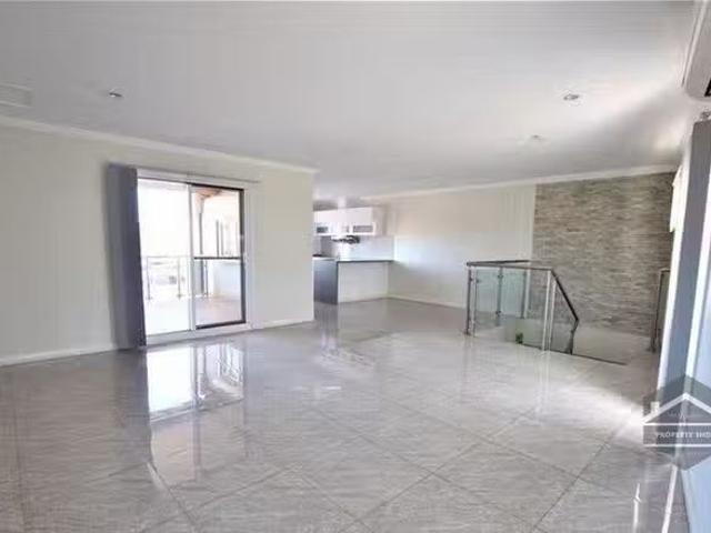 Rental! 3 BR 2/27 Kingsmill Street, Port Hedland, WA 6721