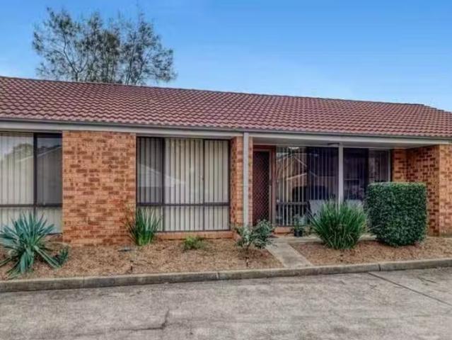 Cheap 3 BR 22/9 Birmingham Road, South Penrith, NSW 2750