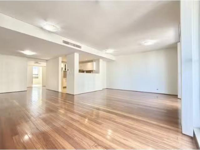 Unique 3 BR 2209/20 Porter Street, Ryde Apartment for rent Li.