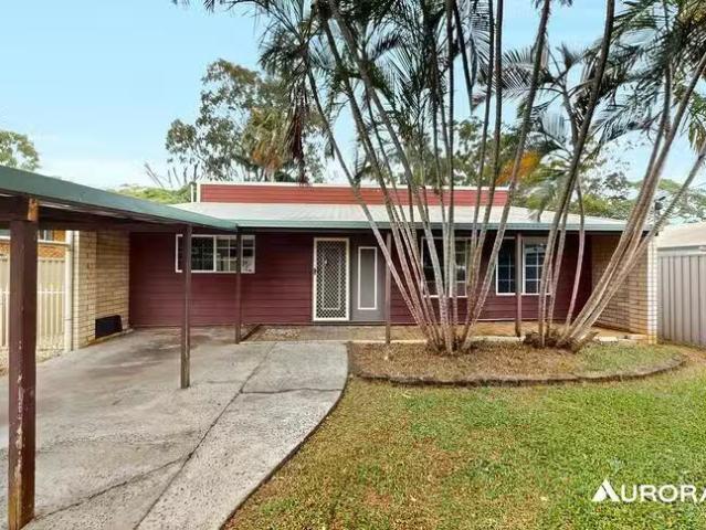 Cozy 3 BR 239 Main Street, Redland Bay, QLD 4165
