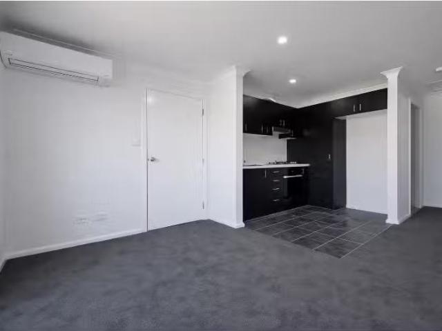 Just in! 3 BR 2/3 Daisy Close, KOOTINGAL Townhouse for rent L.