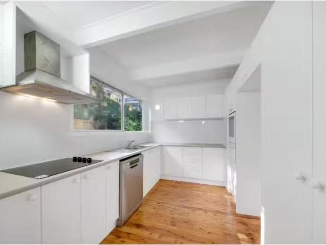 Deal! 3 BR 24 St Vincents Road, Greenwich House for rent List.