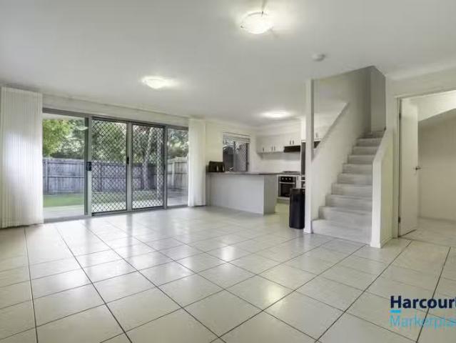 Cheap 3 BR 25/1 Grandly Street, DOOLANDELLA, QLD 4077 House.