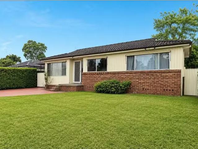 Charming 3 BR 25 Holborrow Ave, RICHMOND House for rent Liste.